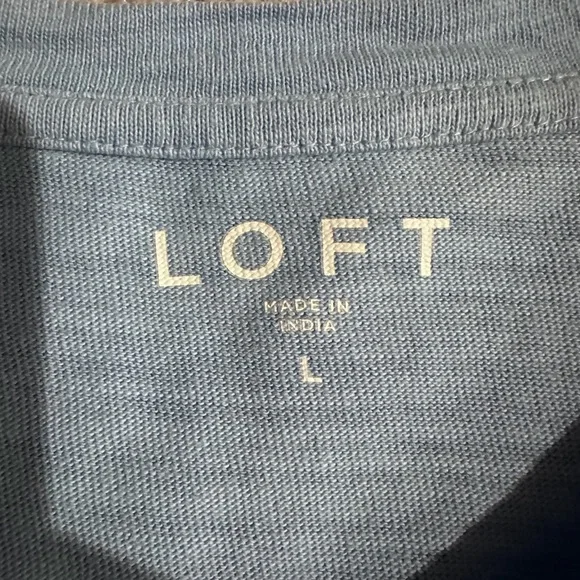 Loft Women’s Long sleeve size Large Light Blue Top - Picture 2 of 4
